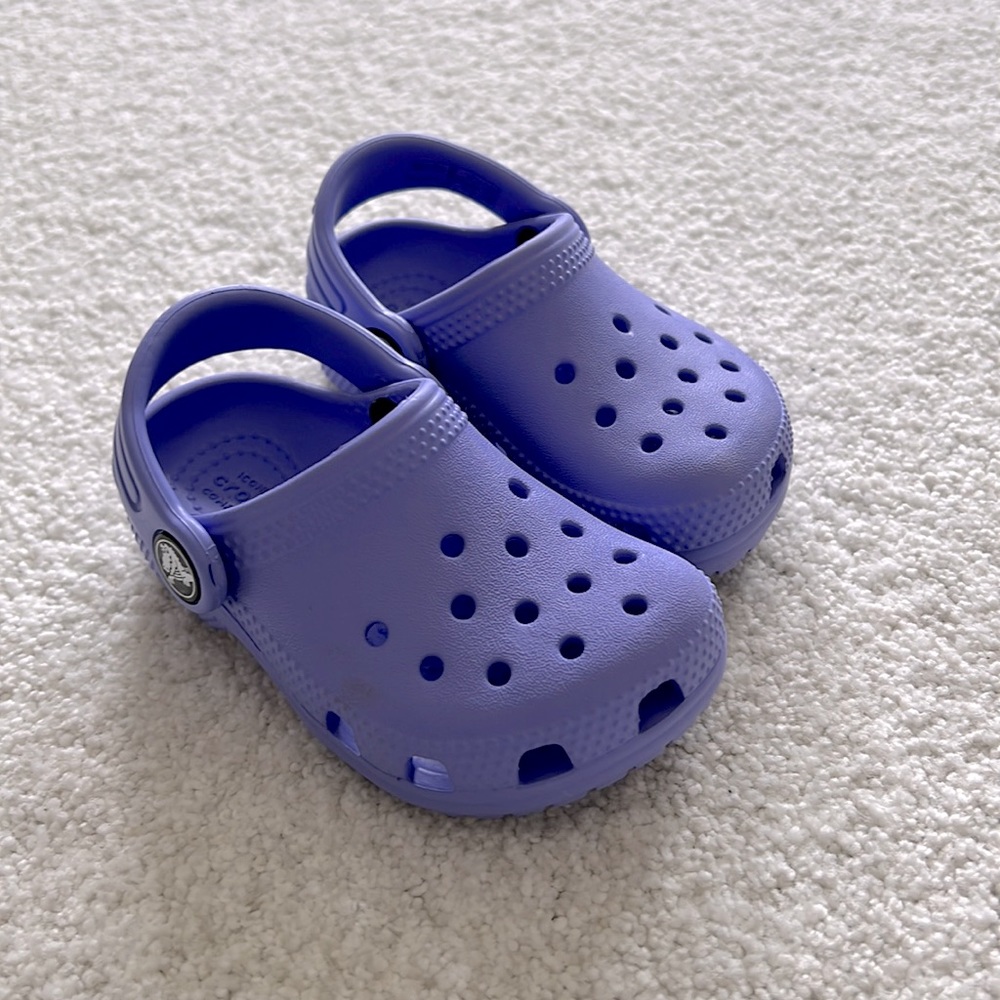 Toddler Girl size 6 CROCS - LIKE NEW